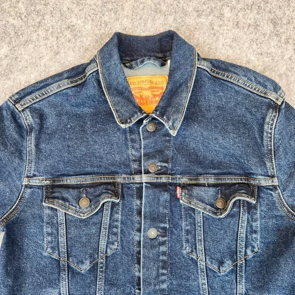 Levis Trucker Jacket Men M Blue Denim Button Up Classic Casual Outerwear Layer - Picture 2 of 12